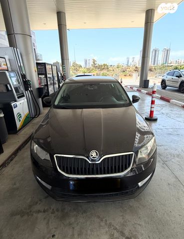 סקודה אוקטביה 