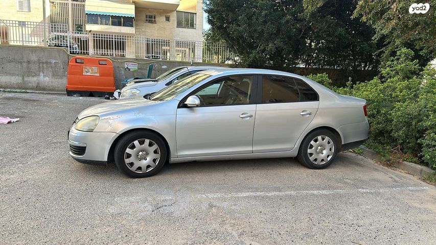 מודעת רכב פולקסווגן ג'טה 