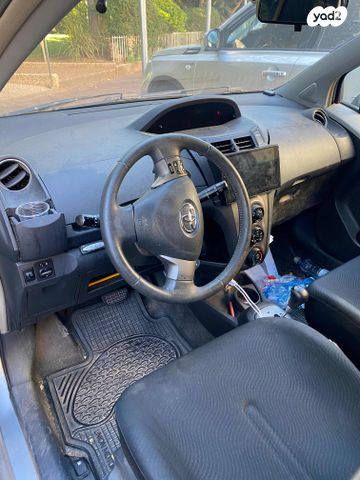 מודעת רכב טויוטה יאריס