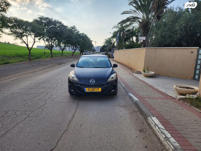 מאזדה 3