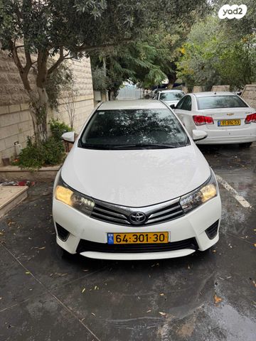 מודעת רכב טויוטה קורולה