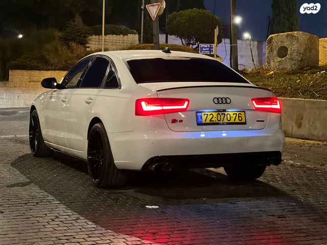 אאודי A6