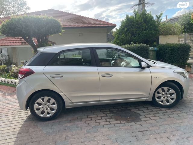 מודעת רכב יונדאי i20