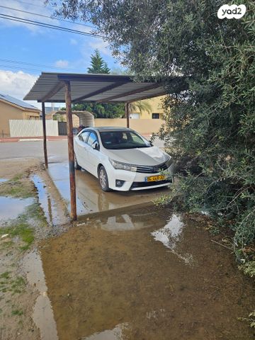 טויוטה קורולה