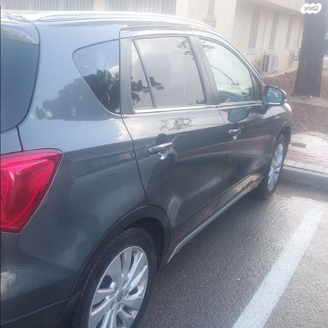 מודעת רכב סוזוקי קרוסאובר