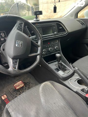 מודעת רכב סיאט לאון