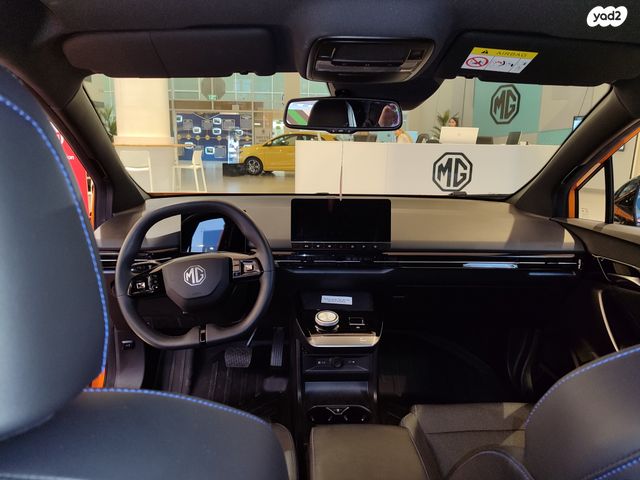 מודעת רכב אם ג'י MG4