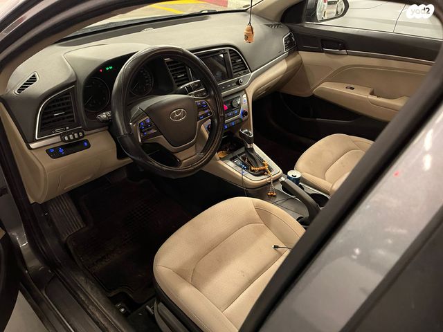 יונדאי אלנטרה