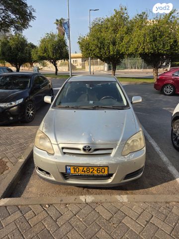 טויוטה קורולה