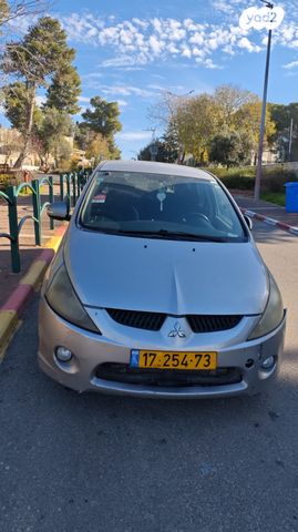 מודעת רכב מיצובישי גרנדיס