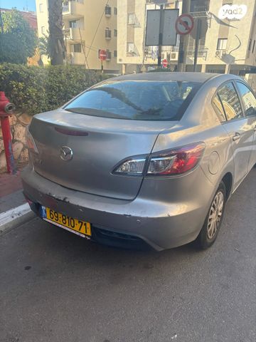 מאזדה 3