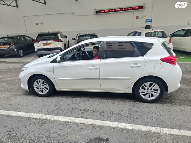 טויוטה אוריס