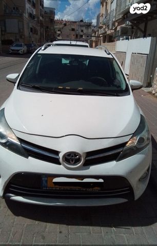 מודעת רכב טויוטה ורסו