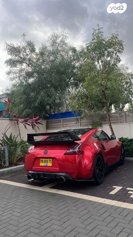 ניסאן 370Z