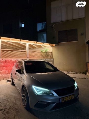 מודעת רכב סיאט לאון