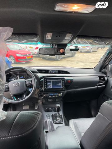 טויוטה היילקס