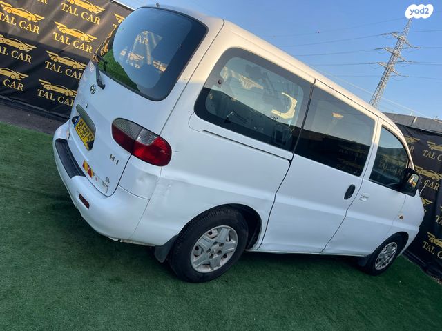 יונדאי H-1 / i800