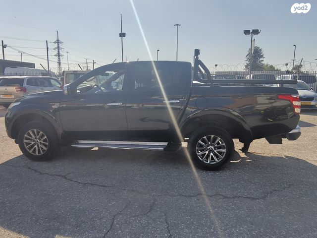 מיצובישי טרייטון / L200