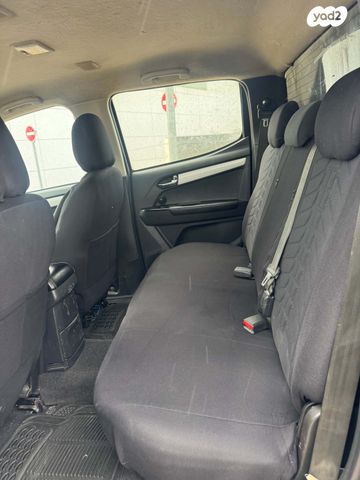 איסוזו די-מקס