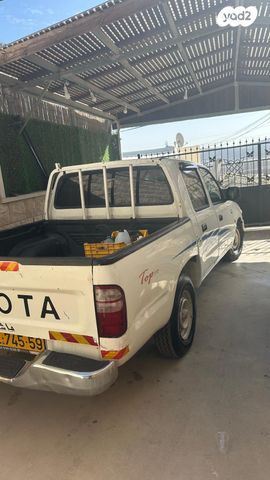 טויוטה היילקס