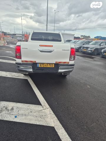 טויוטה היילקס