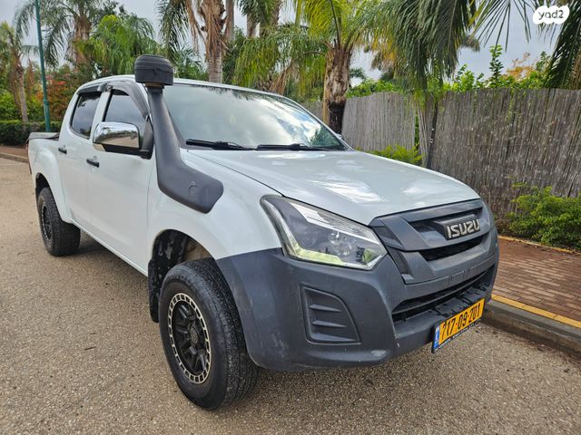 מודעת רכב איסוזו די-מקס