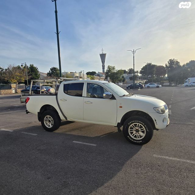 מודעת רכב מיצובישי טרייטון / L200