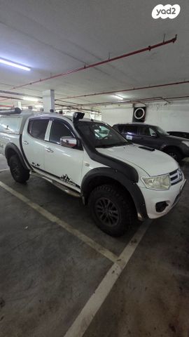 מודעת רכב מיצובישי טרייטון / L200