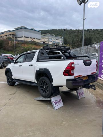 טויוטה היילקס