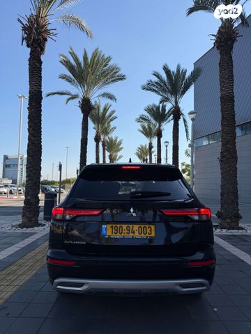 מיצובישי אאוטלנדר