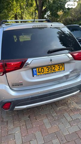 מיצובישי אאוטלנדר