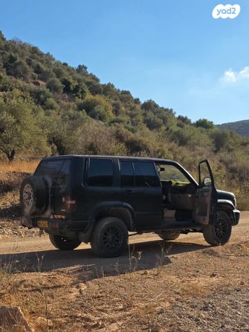 מודעת רכב איסוזו טרופר