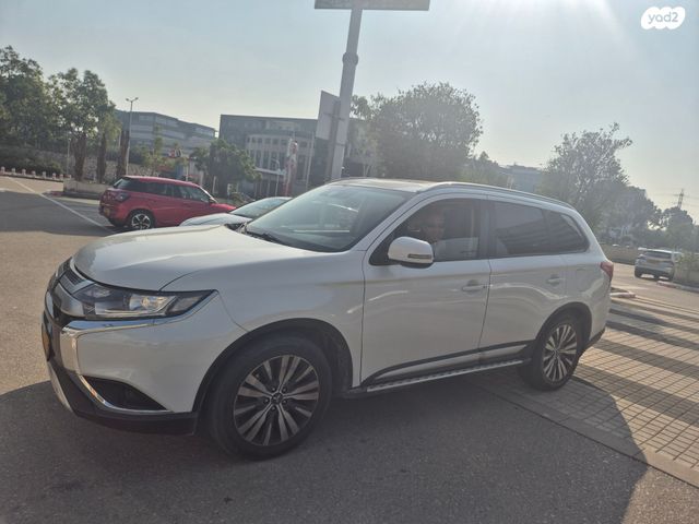 מודעת רכב מיצובישי אאוטלנדר