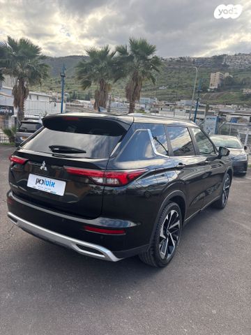 מיצובישי אאוטלנדר