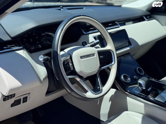 לנד רובר ריינג' רובר ולאר