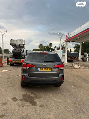 מודעת רכב קיה סורנטו