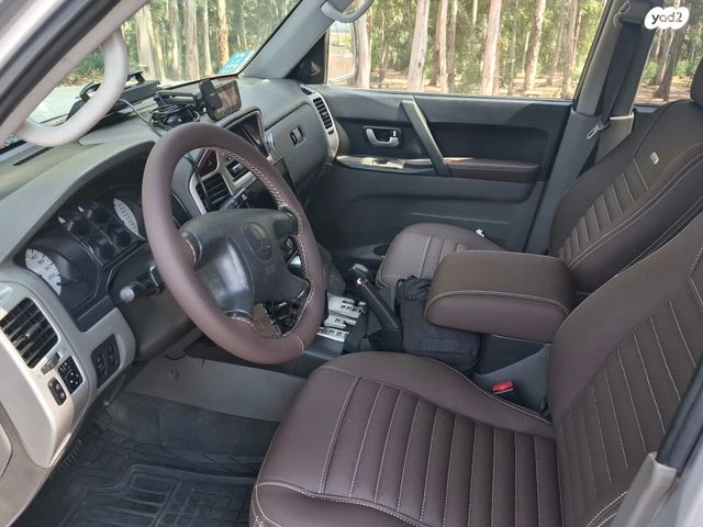 מיצובישי פג'רו