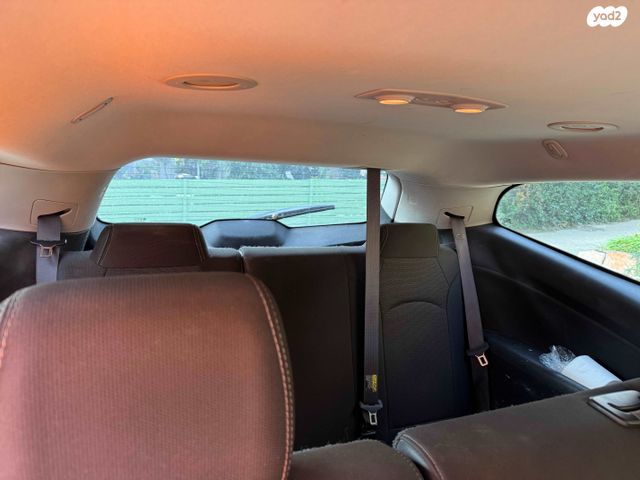 שברולט טראוורס