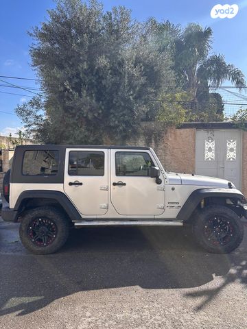 מודעת רכב ג'יפ רנגלר