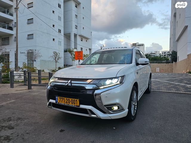 מודעת רכב מיצובישי אאוטלנדר