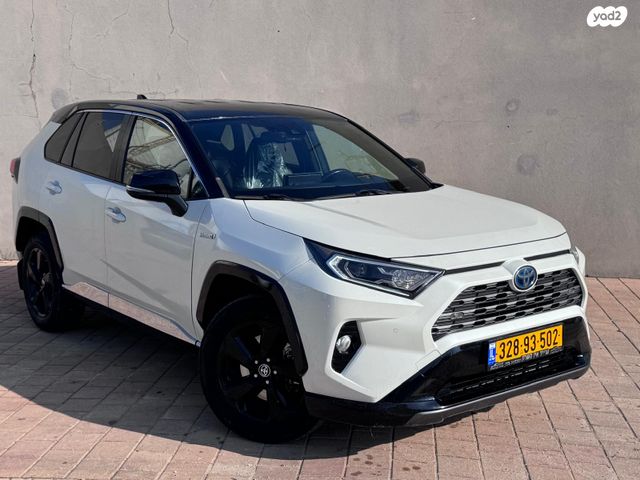 טויוטה RAV4