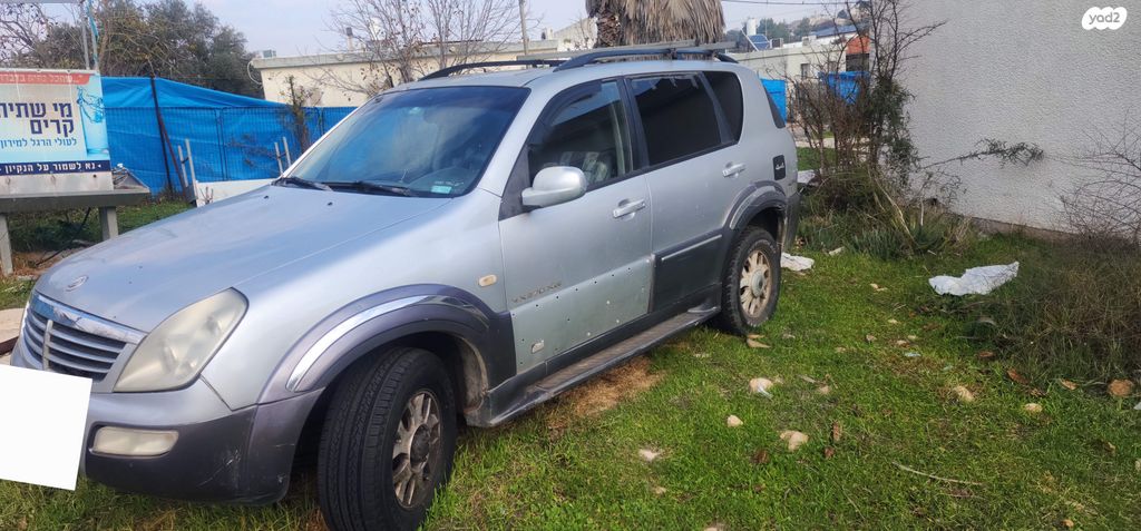 מודעת רכב סאנגיונג רקסטון