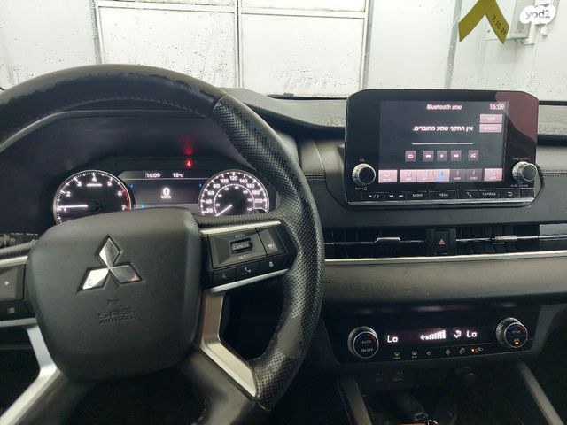 מיצובישי אאוטלנדר