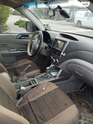 סובארו פורסטר