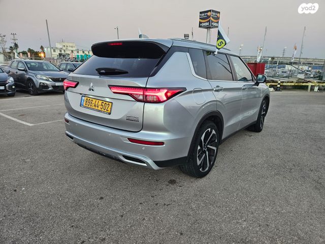 מיצובישי אאוטלנדר