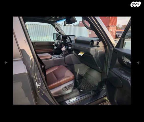 טויוטה לנד קרוזר