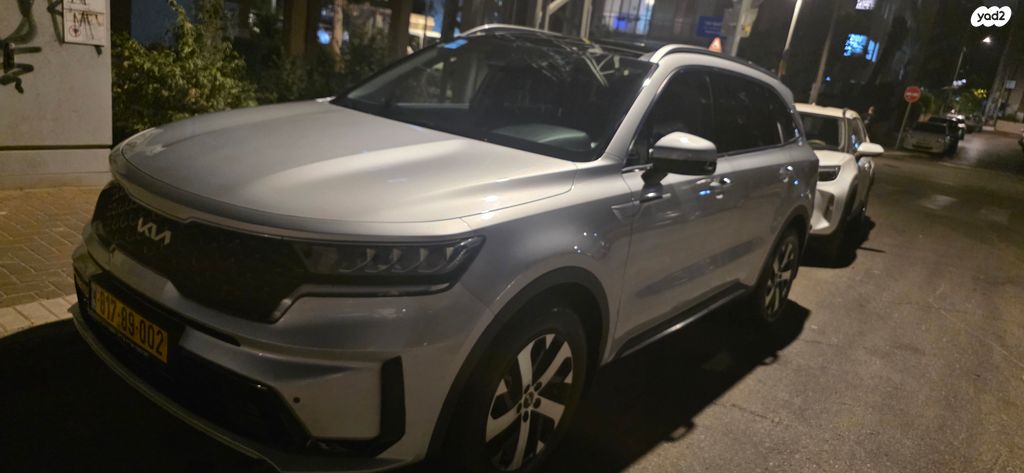 מודעת רכב קיה סורנטו