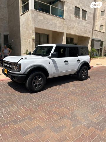 מודעת רכב פורד ברונקו