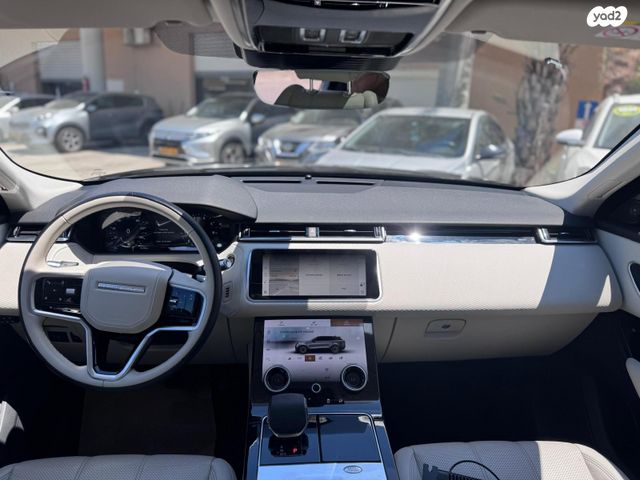 לנד רובר ריינג' רובר ולאר