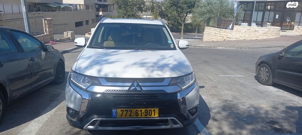 מודעת רכב מיצובישי אאוטלנדר